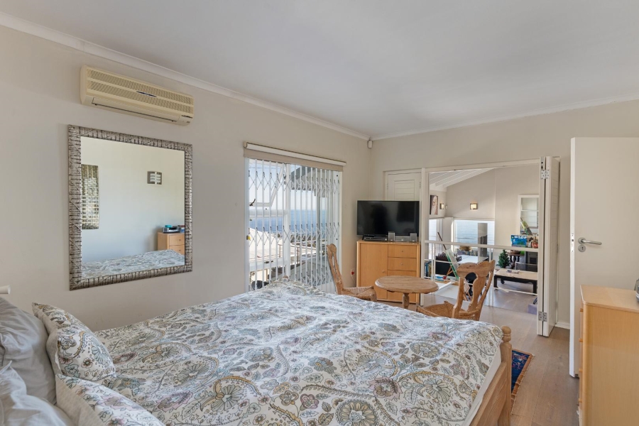 5 Bedroom Property for Sale in Camps Bay Western Cape